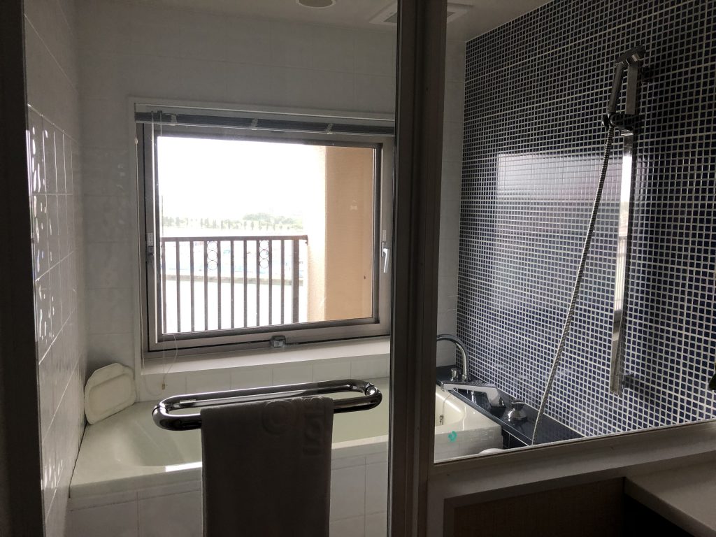 ロワジールホテルスパタワー浴室