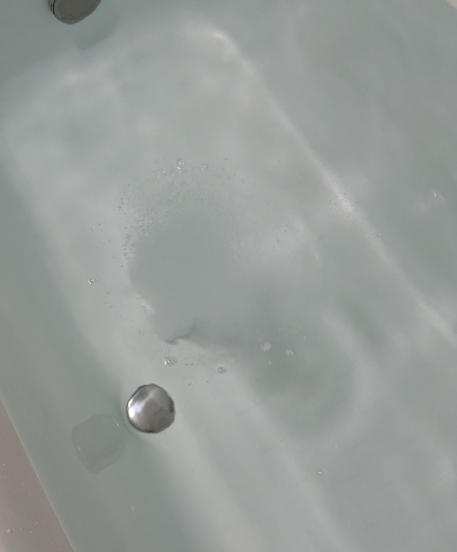 バスボム　溶け出し