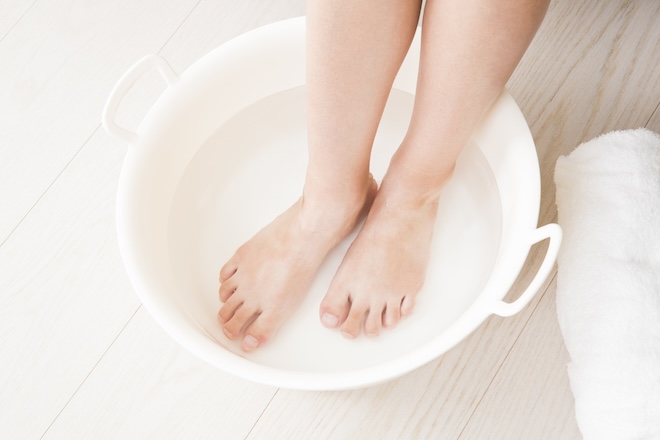 足湯　足元