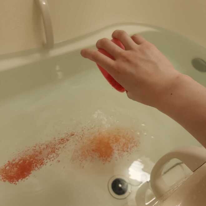 クナイプ 入浴剤 サクラ 浴槽