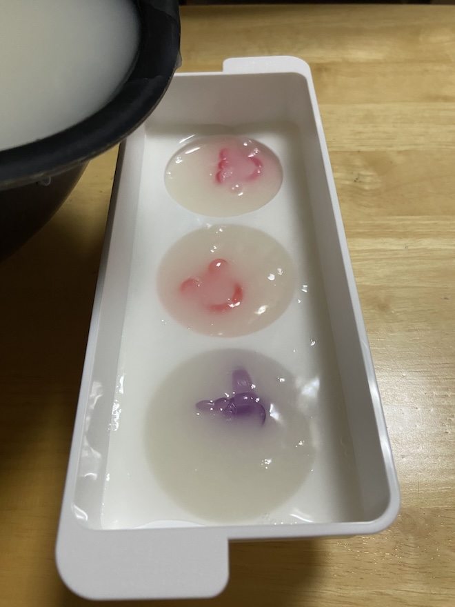 研ぎ汁入れる
